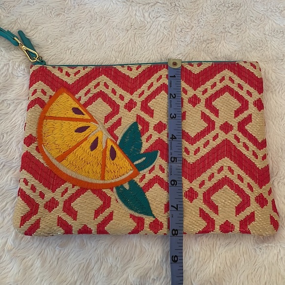 Vera Bradley Straw Beach Wristlet Clutch NWOT - Picture 7 of 8